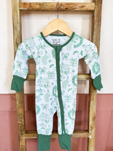 Load image into Gallery viewer, Christmas Green Toile